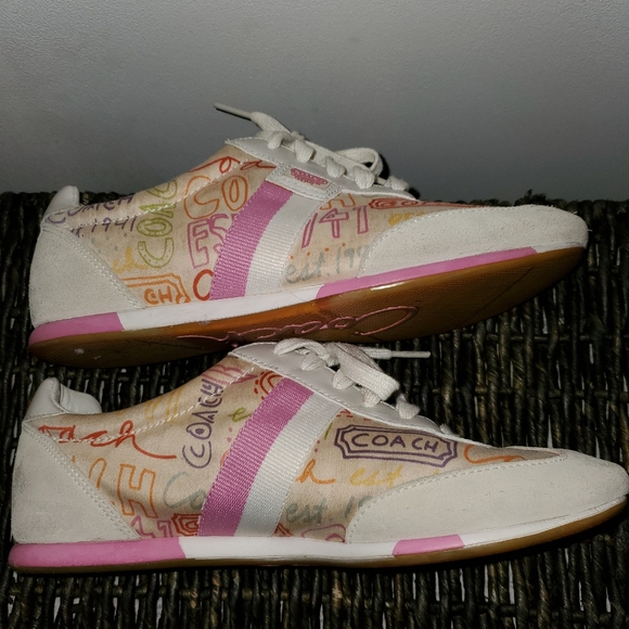 Coach Joss scribble logo size 7 1/2 m shoes - Picture 2 of 8